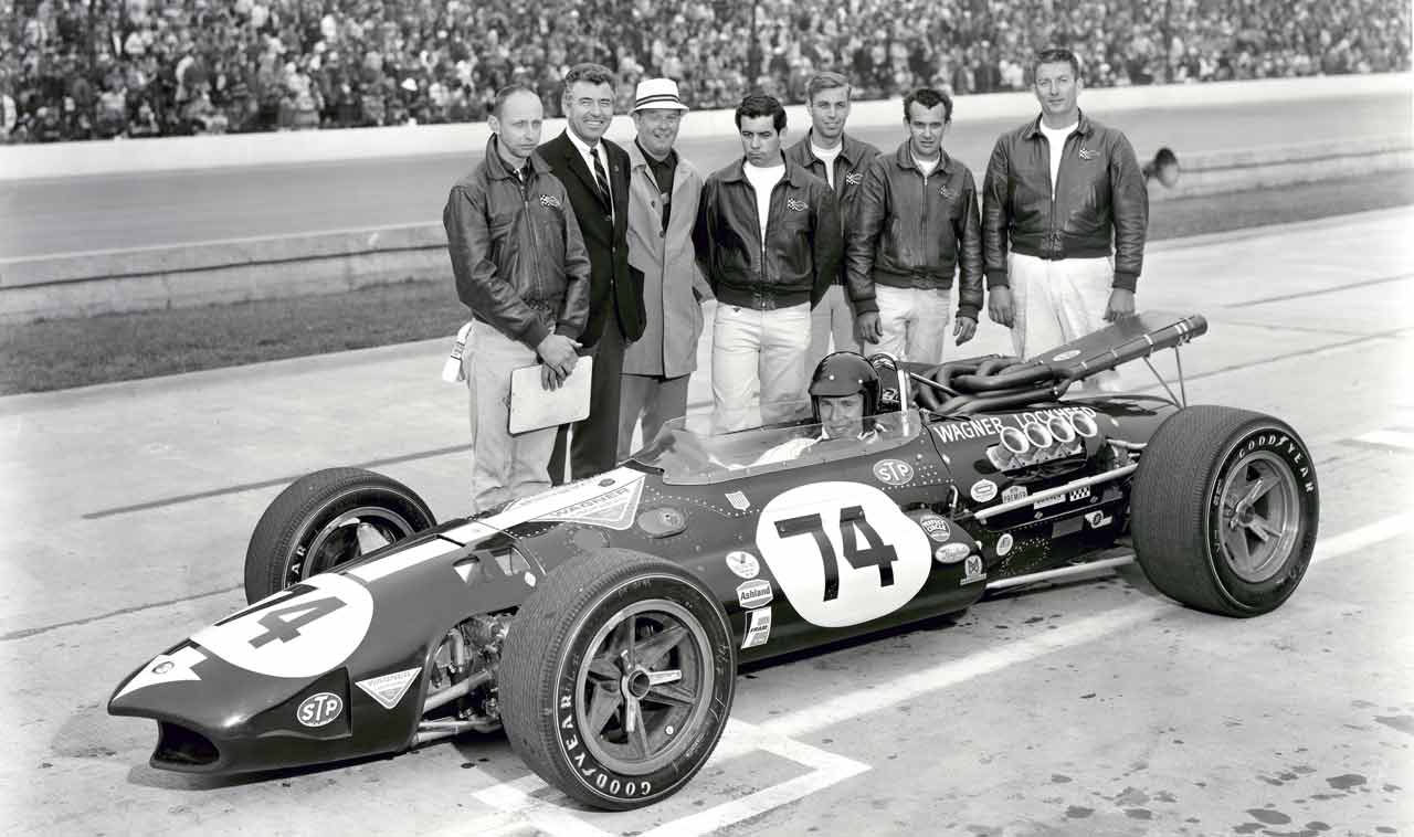 Dan-Gurney-Indy-Eagle-74-1967.jpg